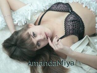 AmandaMiya