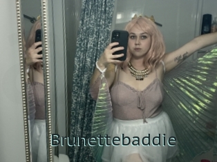 Brunettebaddie