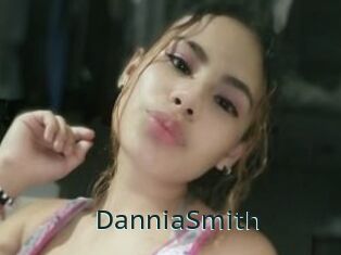 DanniaSmith