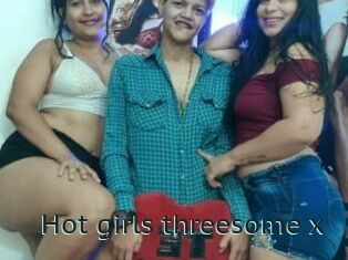 hot_girls_threesome_x Anal X
