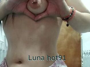 Luna_hot91