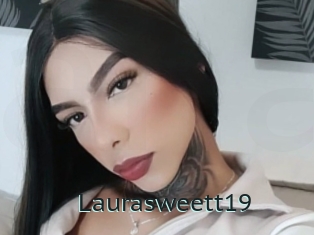 Laurasweett19