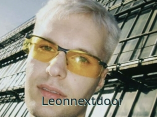 Leonnextdoor