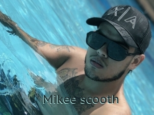 Mikee_scooth