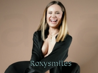 Roxysmiles