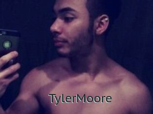 Tyler_Moore