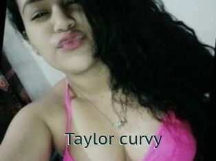 Taylor_curvy