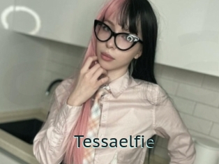 Tessaelfie